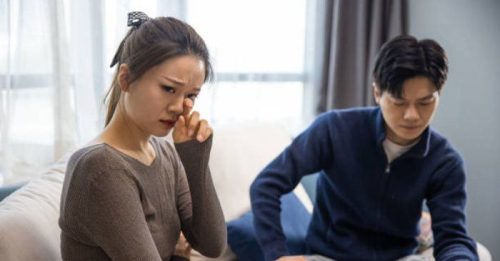 Tôi choáng váng khi chồng muốn cho mẹ vợ cũ toàn bộ tiền thưởng Tết vì lý do này