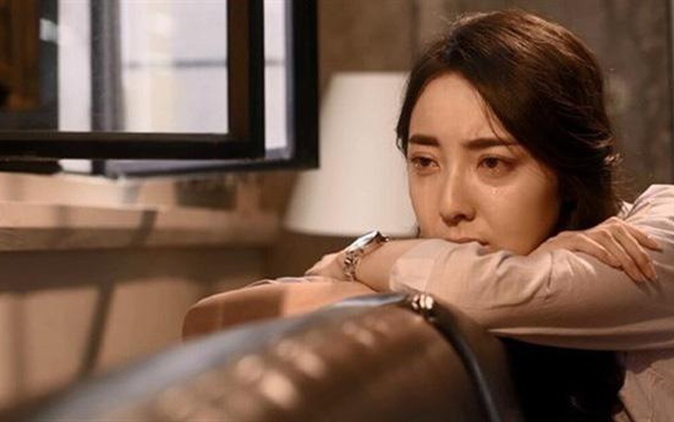 Xét nghiệm máu để cứu con, chồng nghẹn ngào