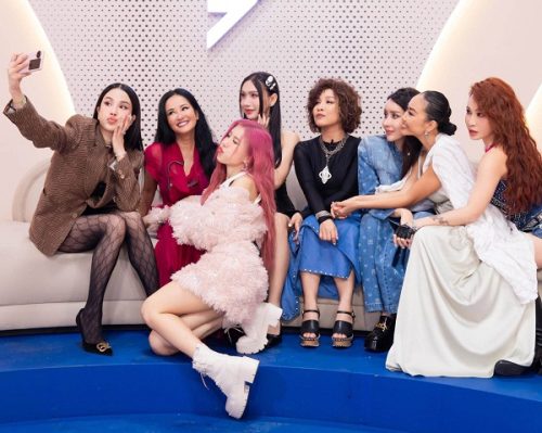 "Chị đẹp đạp gió rẽ sóng" và chuyện đời tư bị phơi bày