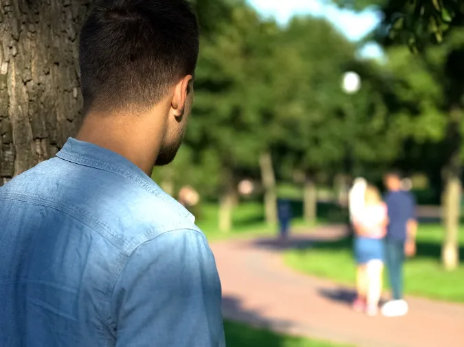 Nén đau nhìn người yêu đi lấy chồng, 5 năm sau tôi bủn rủn tay chân khi tình cờ gặp lại