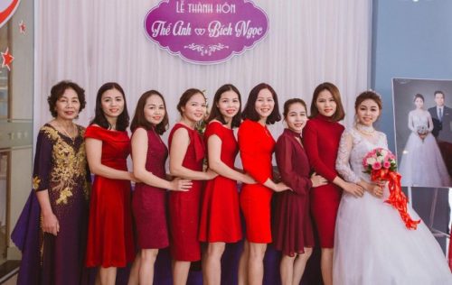 Gia đình ở Nghệ An có 8 cô con gái đều học ngành Y Dược