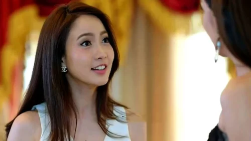 Nhờ chuyến công tác của chị dâu, cô em chồng hống hách đã bị “xử lý” cực gọn