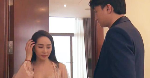 Ly hôn 1 năm, vợ cũ bất ngờ tìm đến nhà tôi lúc nửa đêm, vừa nhìn thấy cô ấy, tôi choáng váng bất ngờ