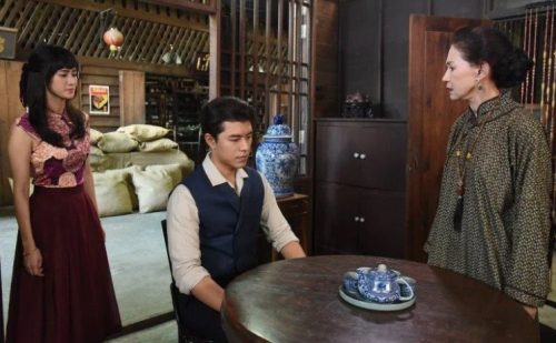 Vừa thông báo tuần tới sẽ ra ở riêng, mẹ chồng liền cho một thứ khiến tôi vội quỳ xuống xin lỗi