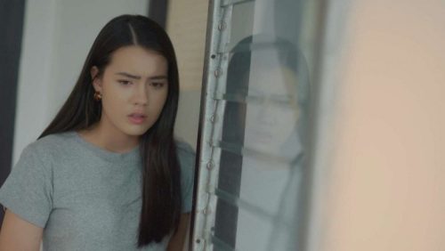 Qua đêm ở nhà bạn trai, rạng sáng nghe tiếng gõ cửa dồn dập, tôi hóa đá khi thấy người đứng bên ngoài