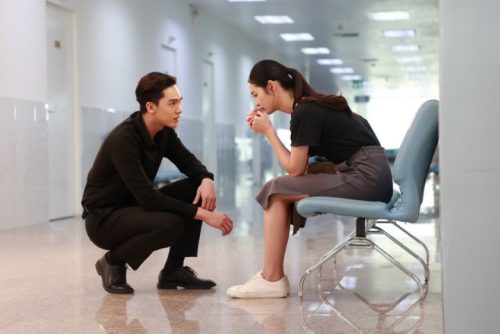 Chị dâu đuổi mẹ tôi đi vì lỡ làm cháu nội ngã và cái kết sau 1 tháng