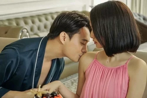 Lên giường với người đàn ông khác, tôi không cảm thấy tội lỗi mà lại vô cùng hả hê vì đã trả được mối thù trong lòng mình