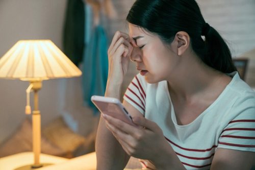 Mừng bạn thân sinh con trai tôi chuyển ngay 10 triệu đồng, nửa đêm thấy tin nhắn cô ấy trả lời mà bàng hoàng, bủn rủn tay chân