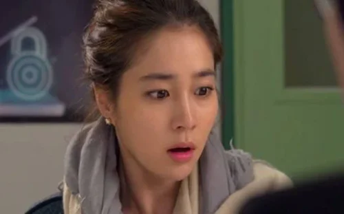 Ngày ra mắt nhà người yêu, tôi đã lẻn vào phòng anh để rồi lạnh toát khi thấy thứ này