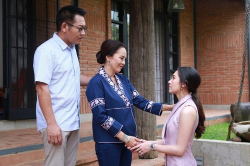 Chồng vừa mất em dâu đã đòi tái hôn, nhưng gặp người em ấy chọn, cả nhà tôi khóc nghẹn