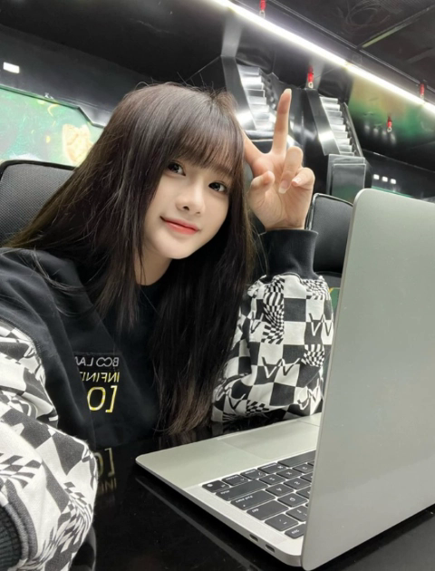 tiểu sử lyly sury