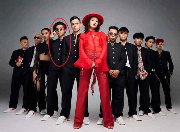 danh tính vũ công vega