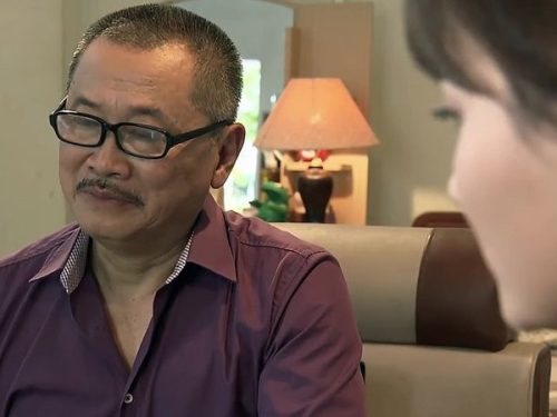 Sau 3 năm chồng qua đời, bố chồng mỉm cười lấy ra 2 tỷ và yêu cầu tôi một điều