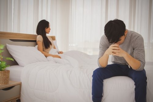 Qua nhà chị gái ở nhờ vài hôm, em gái nhỏ lại phải lòng anh rể và cái kết