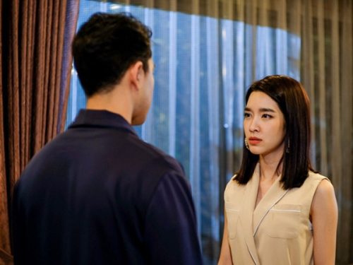 Ly hôn vì vợ cũ phản bội, 3 năm sau, cô ta đột nhiên đến tận nhà tìm tôi lúc nửa đêm