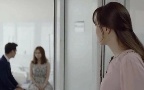 Chồng ngoại tình, tôi đau khổ mà không dám ly hôn chỉ vì một lý do