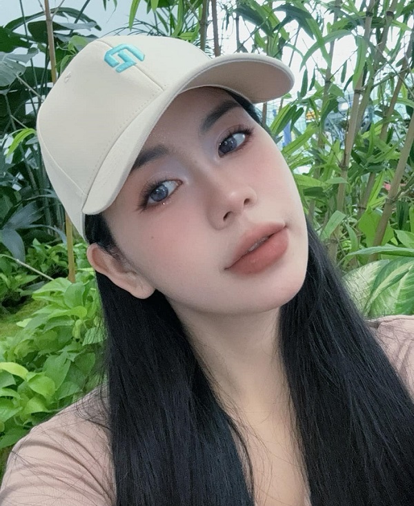 hằng du mục là ai