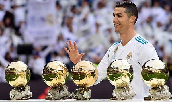 ronaldo đoạt mấy quả bóng vàng thế giới