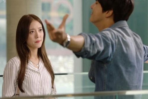 Lỡ mắng vợ một câu trong lúc nóng giận, 3 tháng nay cô ấy đều gửi trả tiền lương cho chồng