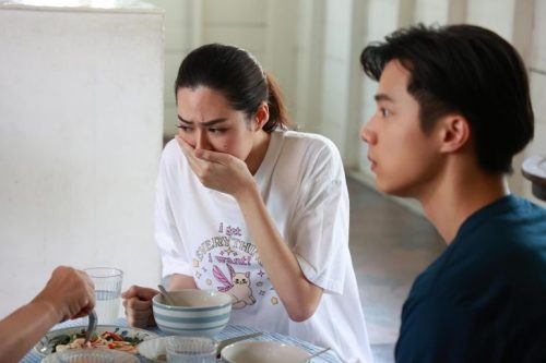 Chồng lương trăm triệu chỉ đưa vợ 10 triệu, tôi gục ngã khi nhìn vào tờ sao kê tài khoản của anh ta