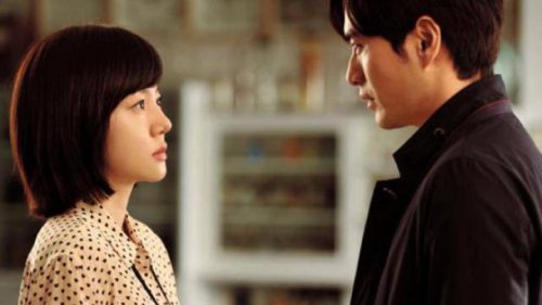 Ly hôn 2 năm vẫn qua lại “giải sầu” với chồng cũ, chị gái muốn quay lại thì anh không cho