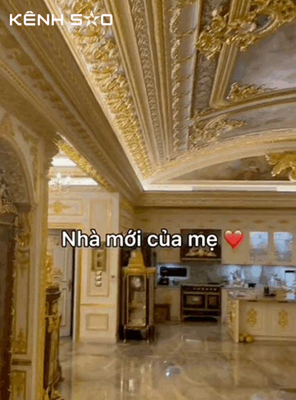 mẹ kế tây cột điện là ai