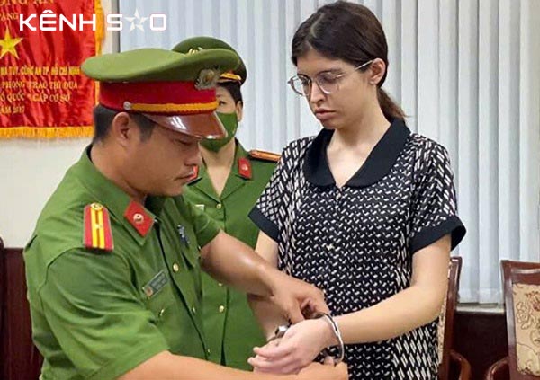 người mẫu an tây bị bắt