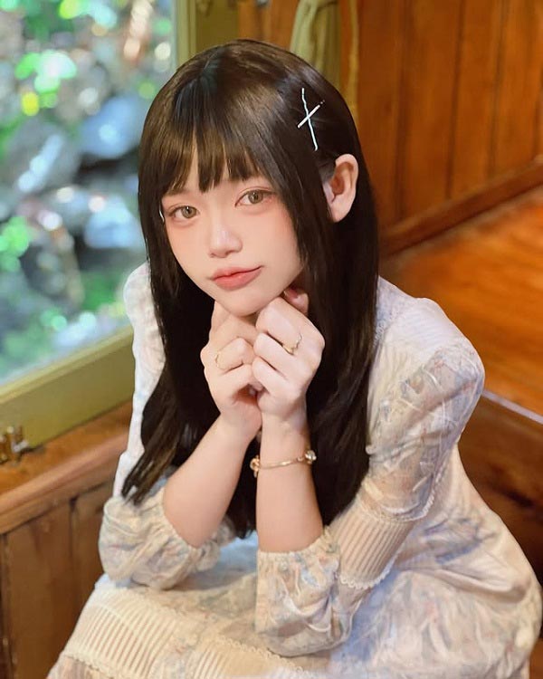 Zinie Quỳnh là ai