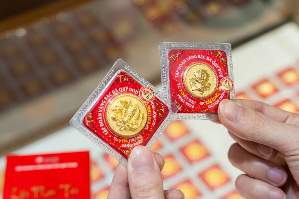 Ngày Thần Tài có nên mua vàng không?