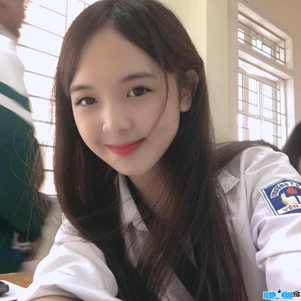 Hot Girl Trần Huyền Châu Là Ai? Hot Girl Trần Huyền Châu Là Ai?
