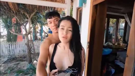 Những Hành Động Nhạy Cảm Khi Livestream Những Hành Động Nhạy Cảm Khi Livestream