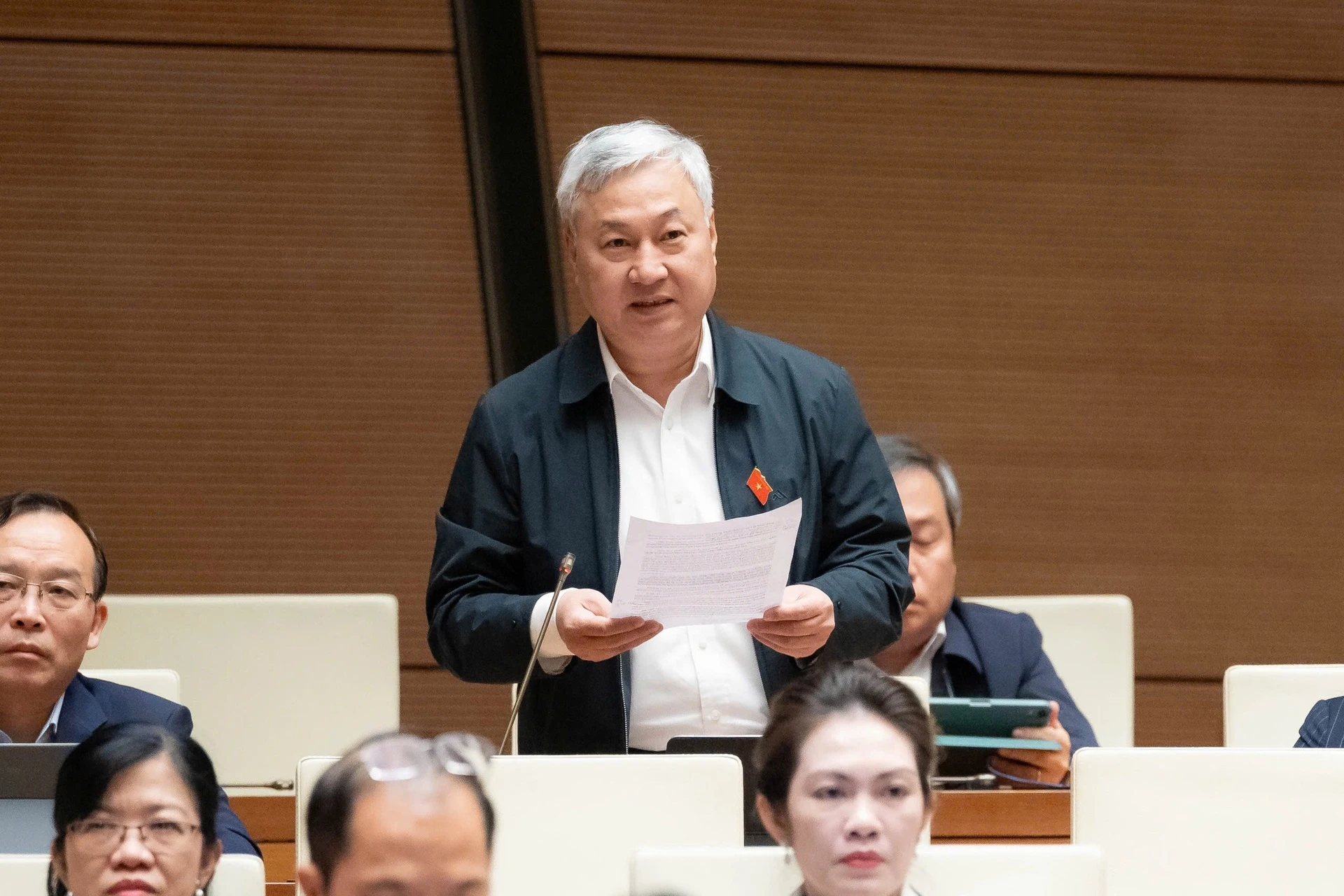 Đại biểu Trần Văn Lâm (đoàn Bắc Ninh) cho ý kiến về dự thảo Luật Thuế thu nhập cá nhân (sửa đổi)