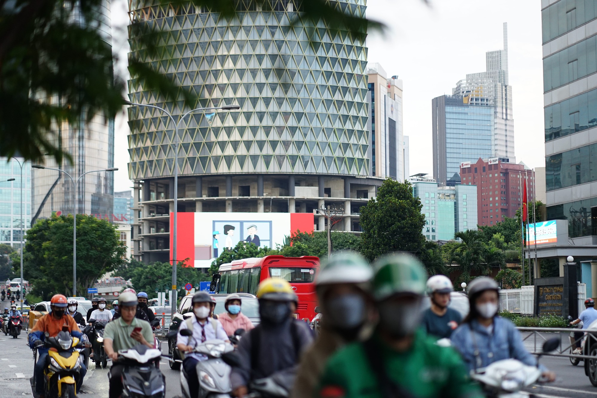 IFC One Saigon hé mở hy vọng hồi sinh: Động thái mới từ bà Trương Mỹ Lan và hướng xử lý của TP.HCM